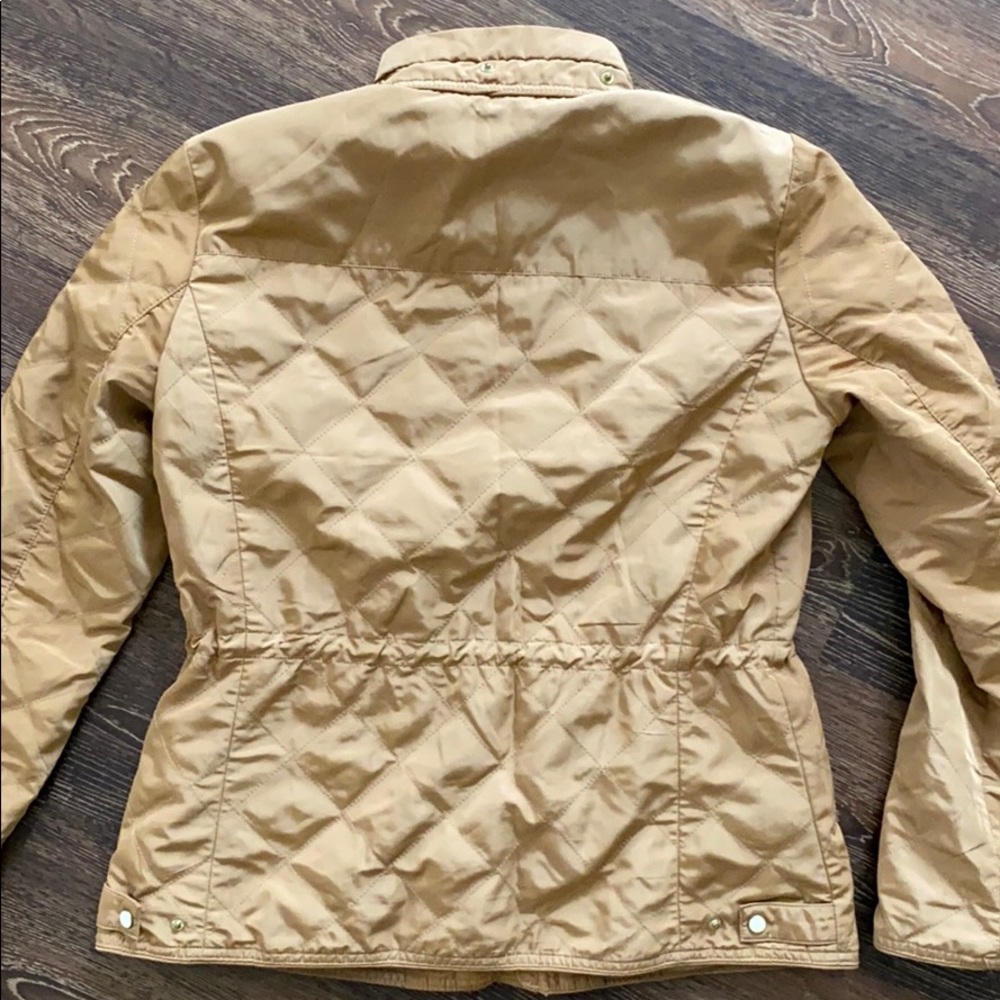Zara jacket like new thin super nice rain or wind - Picture 5 of 7